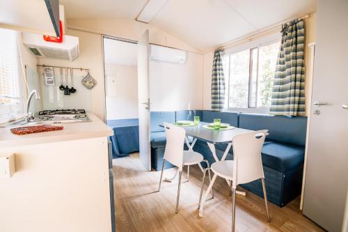 wechselrichter camper 12 V DC-DC & 240 V Netzanschluss & Mini-Off-Grid-Wechselrichter 500 W/1000  W Komplettes Wohnmobil-Set