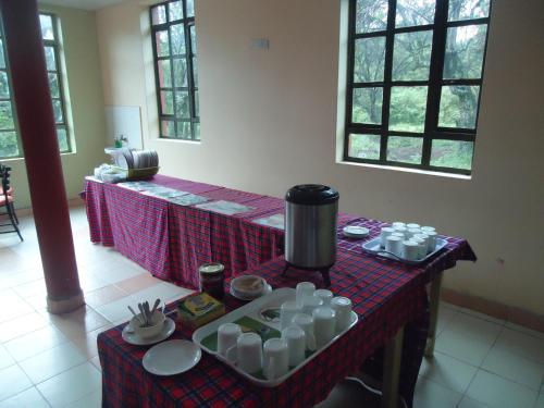 ห้องอาหาร, ไรโนทัวริสต์แคมป์ (Rhino Tourist Camp) in นาร็อค