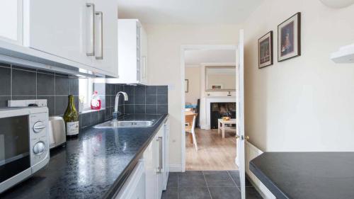 New King Street Apartment, Bath (photo 9)