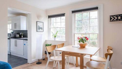 New King Street Apartment, Bath (photo 8)