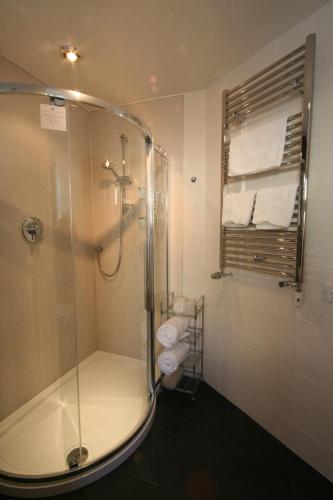 Mandeley Guest House - image 12