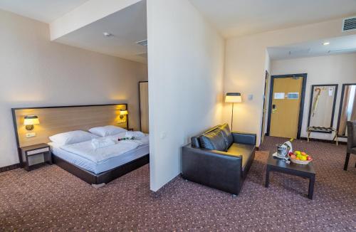 Hotel Lomsia Room Type - Comfort Suite