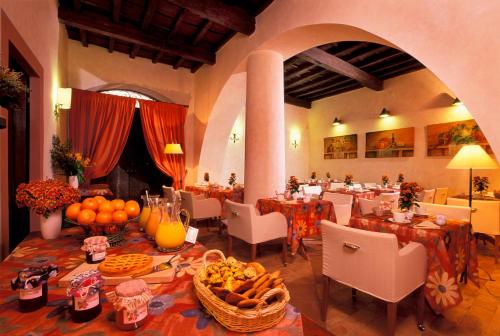 Hotel Santa Maria - image 5