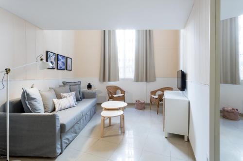 Apartamentos Diaber Gerona 22 - image 14