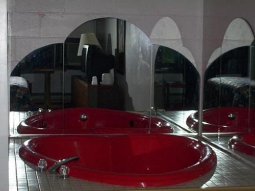 Passport Inn and Suites Middletown - 화장실