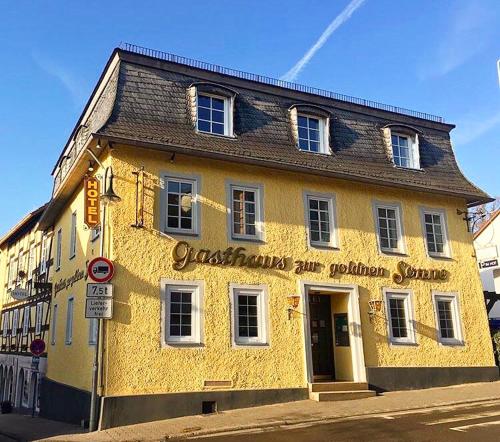 Bejárat, Hotel zur goldenen Sonne in Usingen