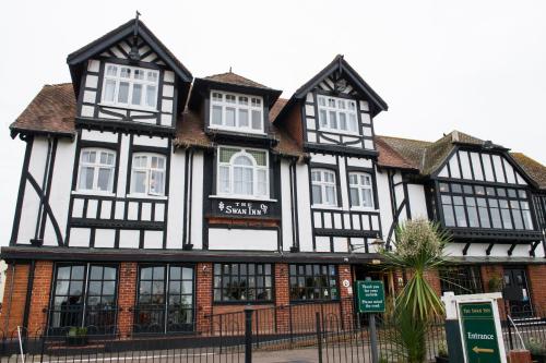 The Swan Inn by Innkeeper's Collection, Horning