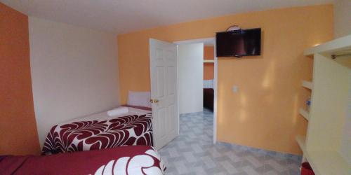 1 king bed, 2 double beds
