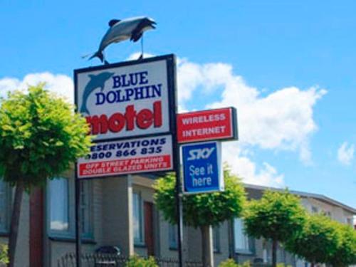 Exterior view of Blue Dolphin Motel