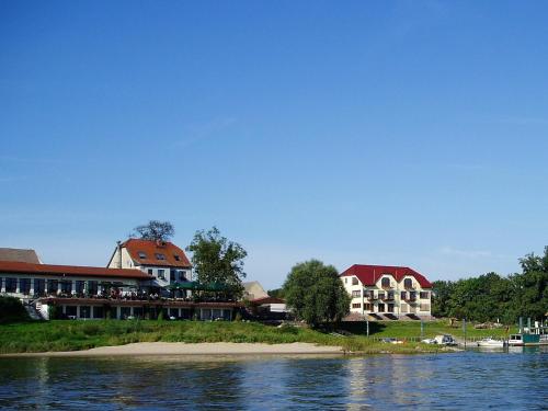 Elbterrassen zu Brambach