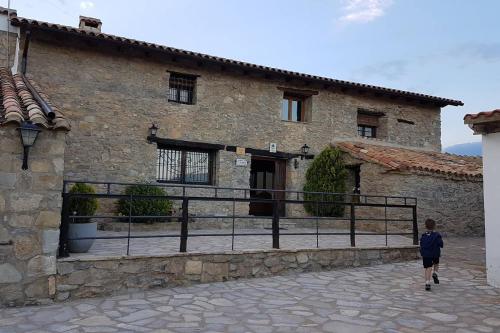 Masia La Casablanca in La Puebla de Valverde