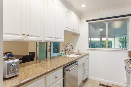 Luxurious Palo Alto/Stanford-Business Ready - image 6
