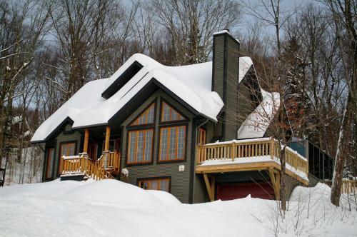Viesnīcas āriene, Chalets Alpins - 3 Chemin des Montagnards in Stoneham (QC)