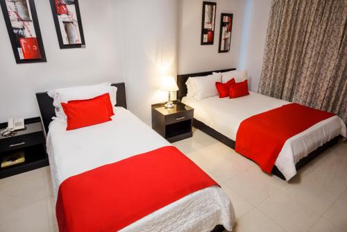 Hotel Atlantic Lux Located in Bocagrande, Hotel Atlantic Lux is a perfect starting point from which to explore Cartagena. Both business travelers and tourists can enjoy the hotels facilities and services. To be found a