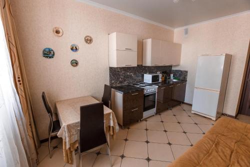 Apartment on Pokryshkina 2 - image 2