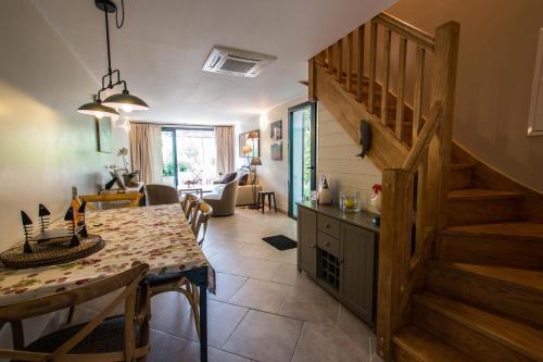 L'ancien poulailler- The Old Hen House