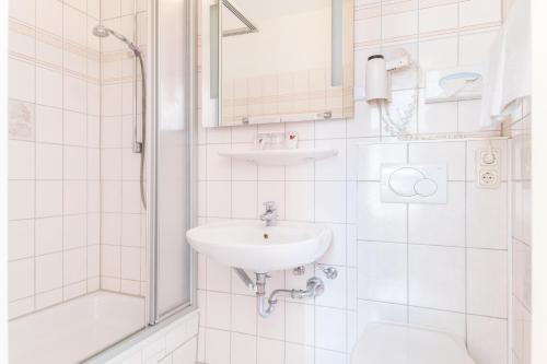 Hotel Bayernland - image 9