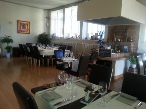 Auberge au Cavalier - image 3