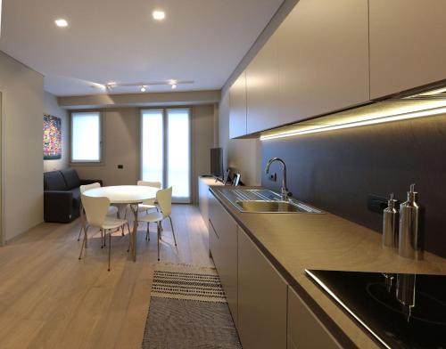 Suite Porta Romana #2 2