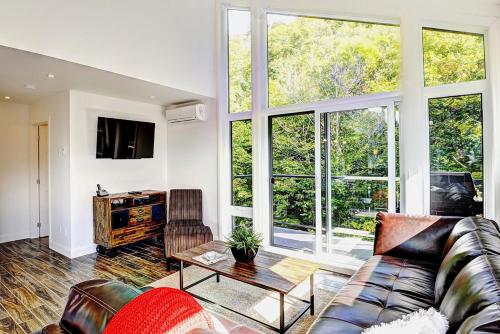 Unterkunft von außen, Chalet 27 Chemin des Quarante by Les Chalets Alpins in Stoneham (QC)