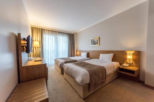 Hotel Almina Park - image 8