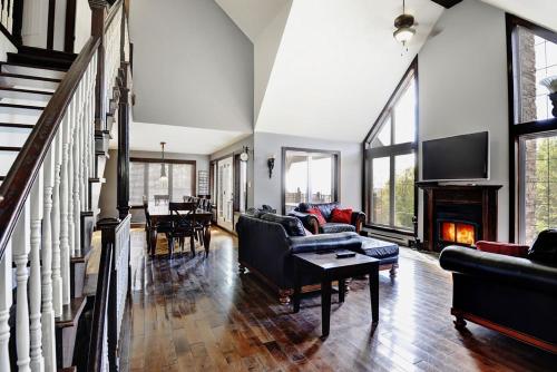 Chalet 01 Chemin Blanc by Les Chalets Alpins in Stoneham (QC)