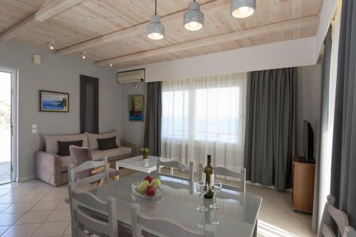 Létesítmények, Virginia Seaside Villas in Agios Paraskevi