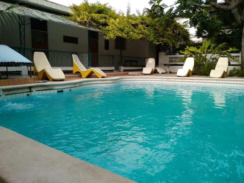 Swimming pool, Park Hotel in Port Au Prince