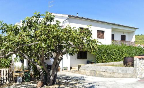  Apartments Smilja, Pension in Tribunj