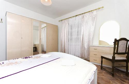 Apartments Smilja - image 11