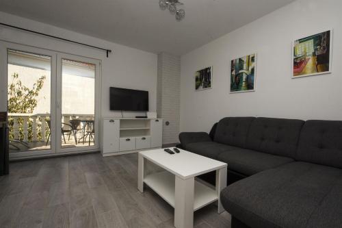 Apartment Jure - image 2
