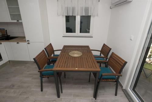 Apartment Jure - image 6