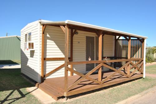 Port Gregory Caravan Park Room Type - Queen Studio