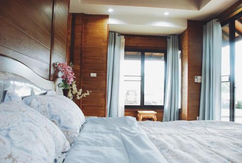 Pak Ping Ing Jai in Mae Lao