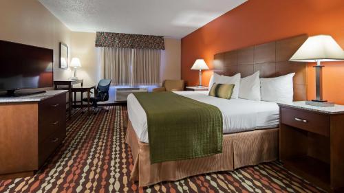 Best Western Ambassador Inn & Suites