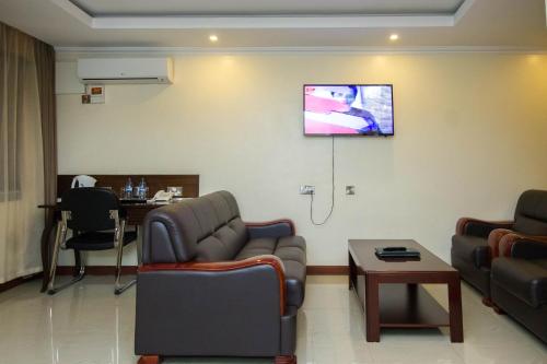 Pinecone Hotel Kisumu