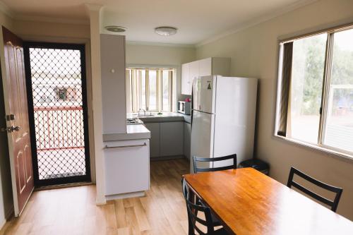 Port Gregory Caravan Park Room Type - Two-Bedroom Chalet