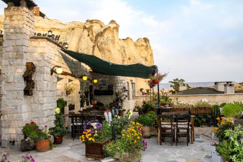 Turkish Cave House - image 14