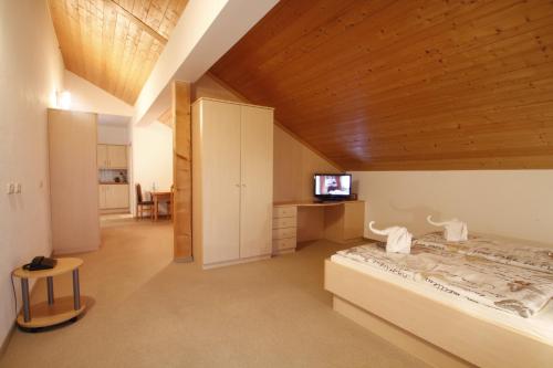 Hotel-Cafe Hanfstingl - Egling