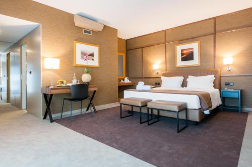 Portus Cale Hotel - image 7