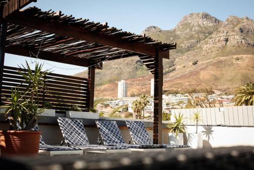 Three Boutique Hotel