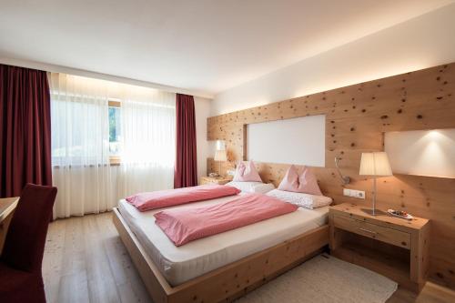 Suite with Mountain View