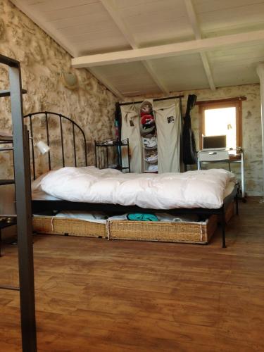 Grand Rue NIssan gîte à louer Nissan-lez-Enserune