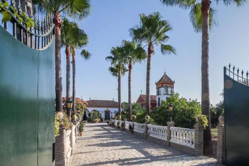Casa de Campo con Piscina en Sevilla en los Palacios y Villafranca
