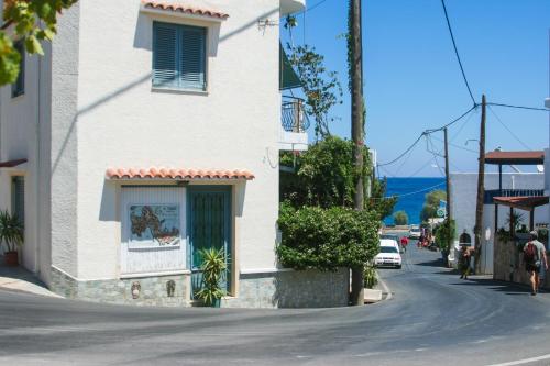  George Apartments in Livadia