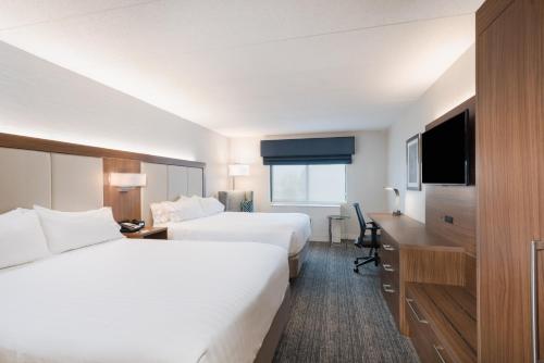 Holiday Inn Express Boston-Waltham an IHG Hotel - image 2