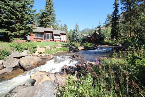 Boulder Brook on Fall River Estes Park (CO)