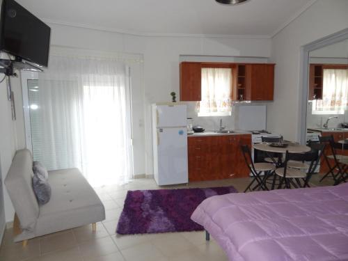  Modern Studio between the Beach and Square in Kalamata