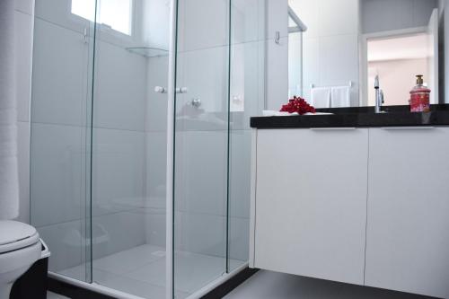 One-Bedroom Apartment with Balcony image 2