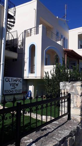 Olympic View Guesthouse in Armeni